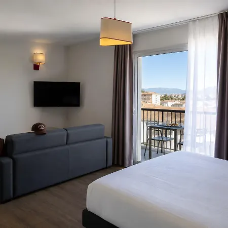 Appart'city Confort Centre Gare 아파트호텔 3*