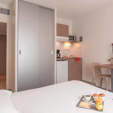 Ξενοδοχείο με διαμερίσματα Appart'city Confort Centre Gare