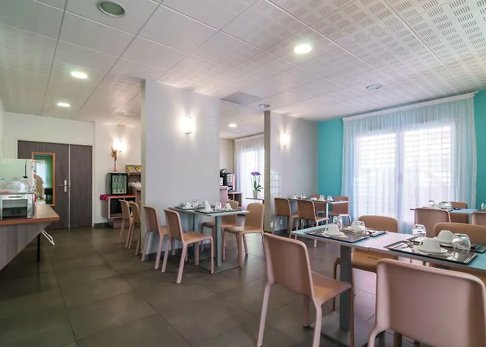 Appart'city Confort Centre Gare Aparthotel 3*